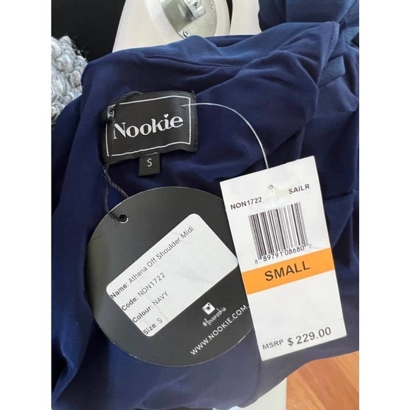 Nookie Athena Off Shoulder Midi Dress in Blue - Picture 11 of 12